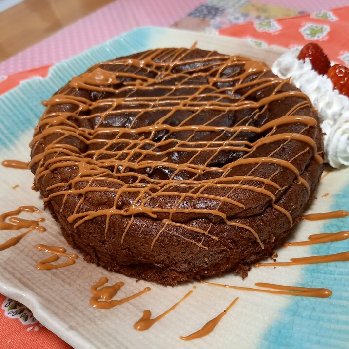 チョコレートケーキ キャラメルソースがけ レシピ 作り方 By ちびラッキー 楽天レシピ チョコレートケーキ キャラメルソースがけ レシピ 作り方 By ちびラッキー 楽天レシピ